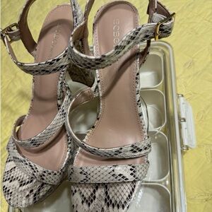 BCBGeeneration snakes skin sandal